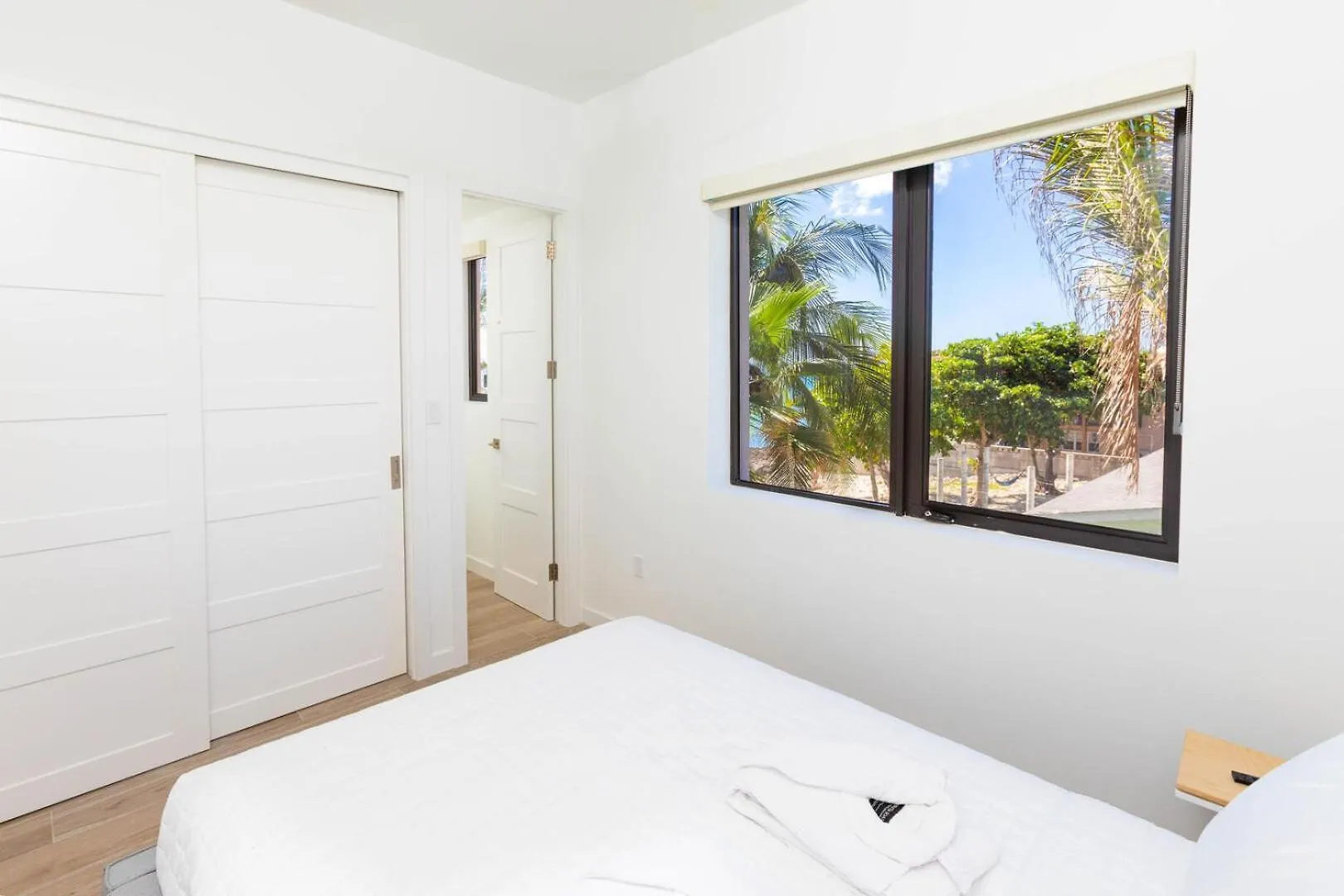 ווסט ביי Seadreams 4 - Luxury Condo With Shared Pool, Hot Tub, Rooftop Lounge דירה