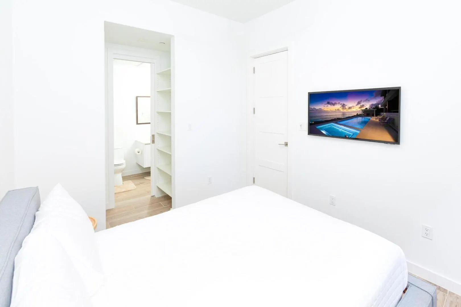 דירה ווסט ביי Seadreams 4 - Luxury Condo With Shared Pool, Hot Tub, Rooftop Lounge איי קיימן