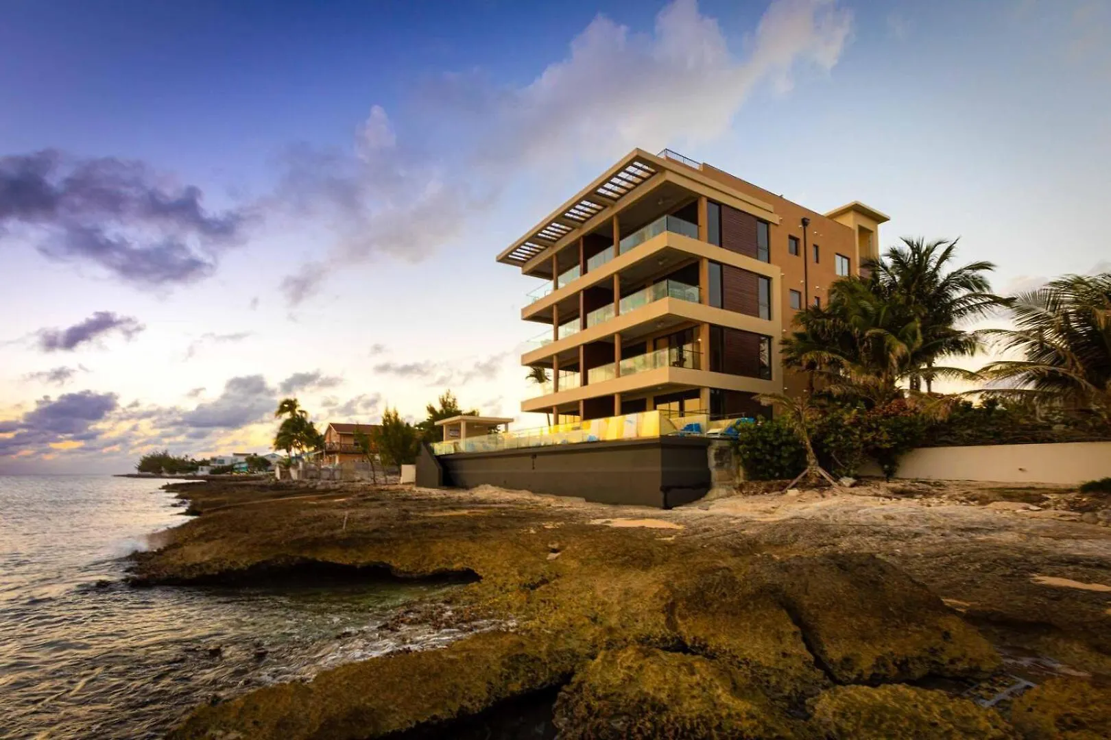 ווסט ביי Seadreams 4 - Luxury Condo With Shared Pool, Hot Tub, Rooftop Lounge איי קיימן