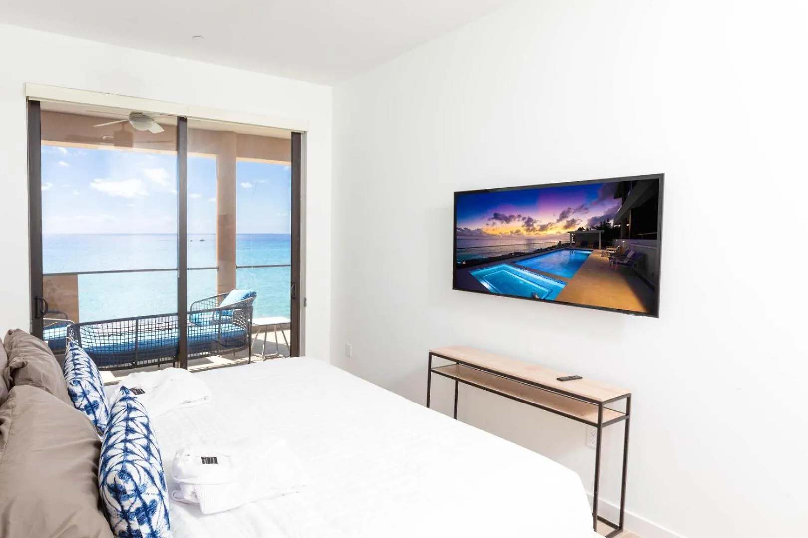 ווסט ביי Seadreams 4 - Luxury Condo With Shared Pool, Hot Tub, Rooftop Lounge 0*, ווסט ביי איי קיימן
