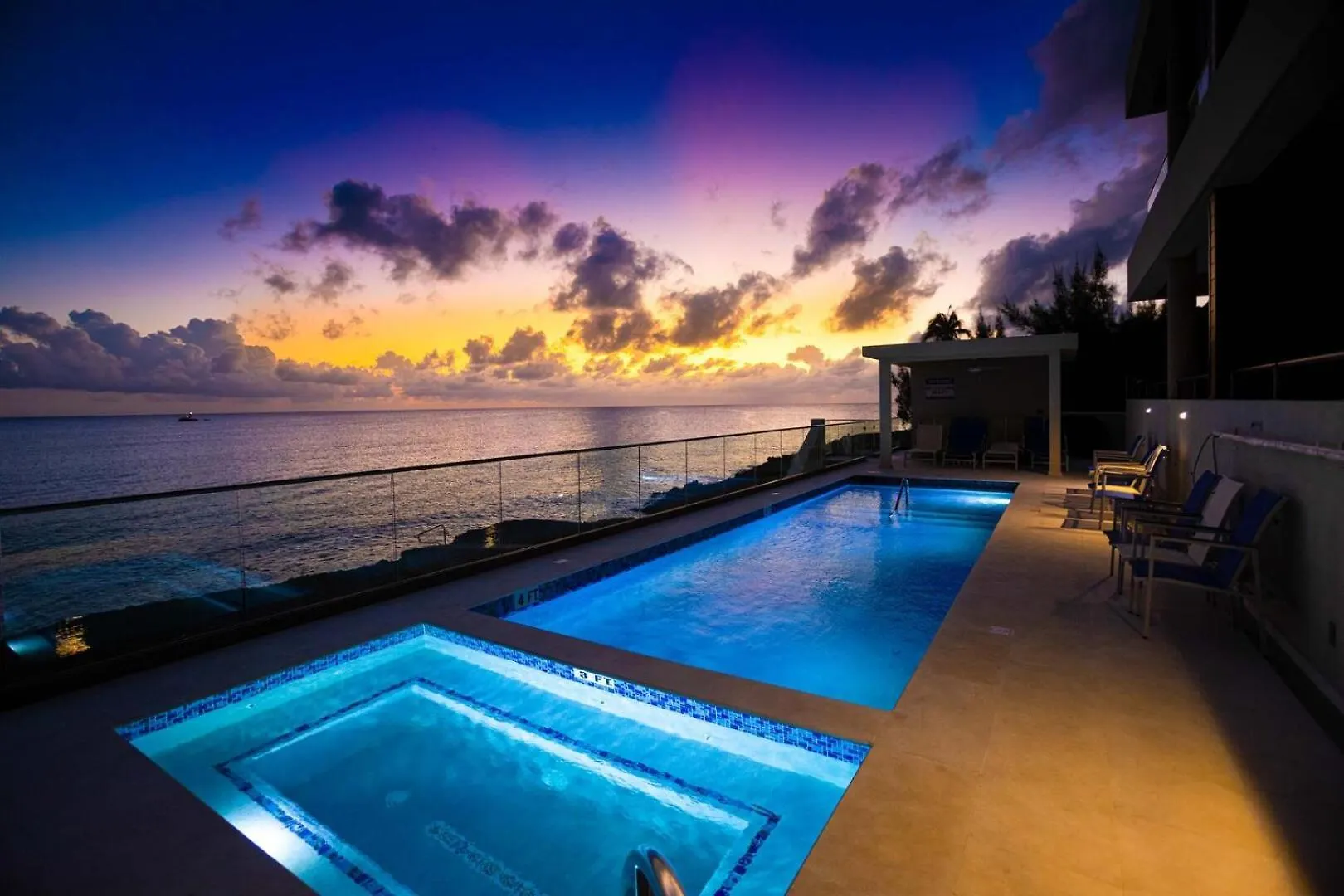Apartmán Seadreams 4 - Luxury Condo With Shared Pool, Hot Tub, Rooftop Lounge West Bay