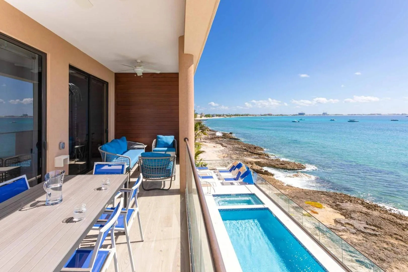 Apartmán Seadreams 4 - Luxury Condo With Shared Pool, Hot Tub, Rooftop Lounge West Bay