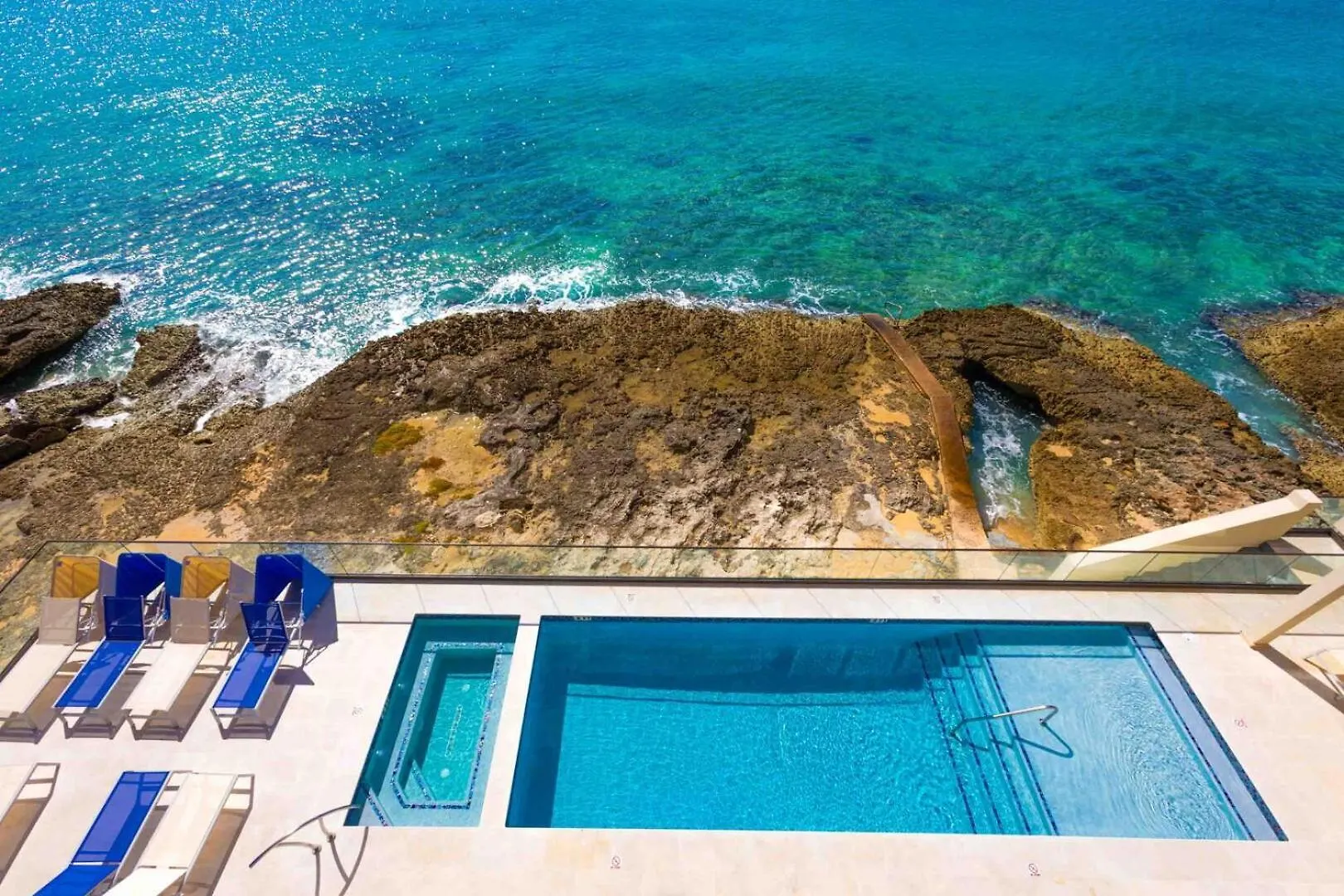 Seadreams 4 - Luxury Condo With Shared Pool, Hot Tub, Rooftop Lounge West Bay Apartmán