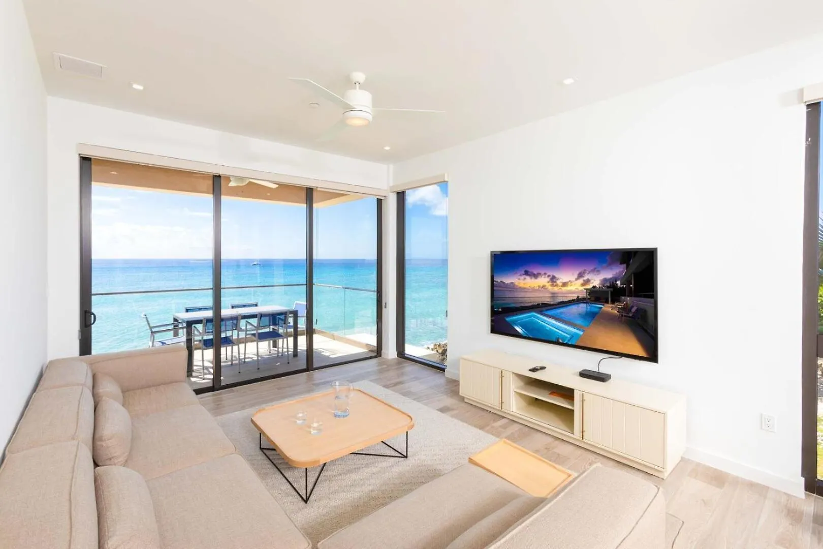 Apartmán Seadreams 4 - Luxury Condo With Shared Pool, Hot Tub, Rooftop Lounge West Bay